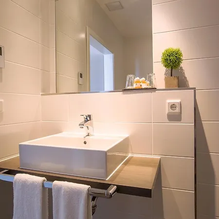 Hotel apartamentowy - Garni 3*